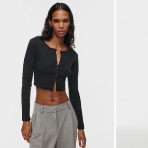 NWOT Aritzia Long Sleeve Crop with Buttons